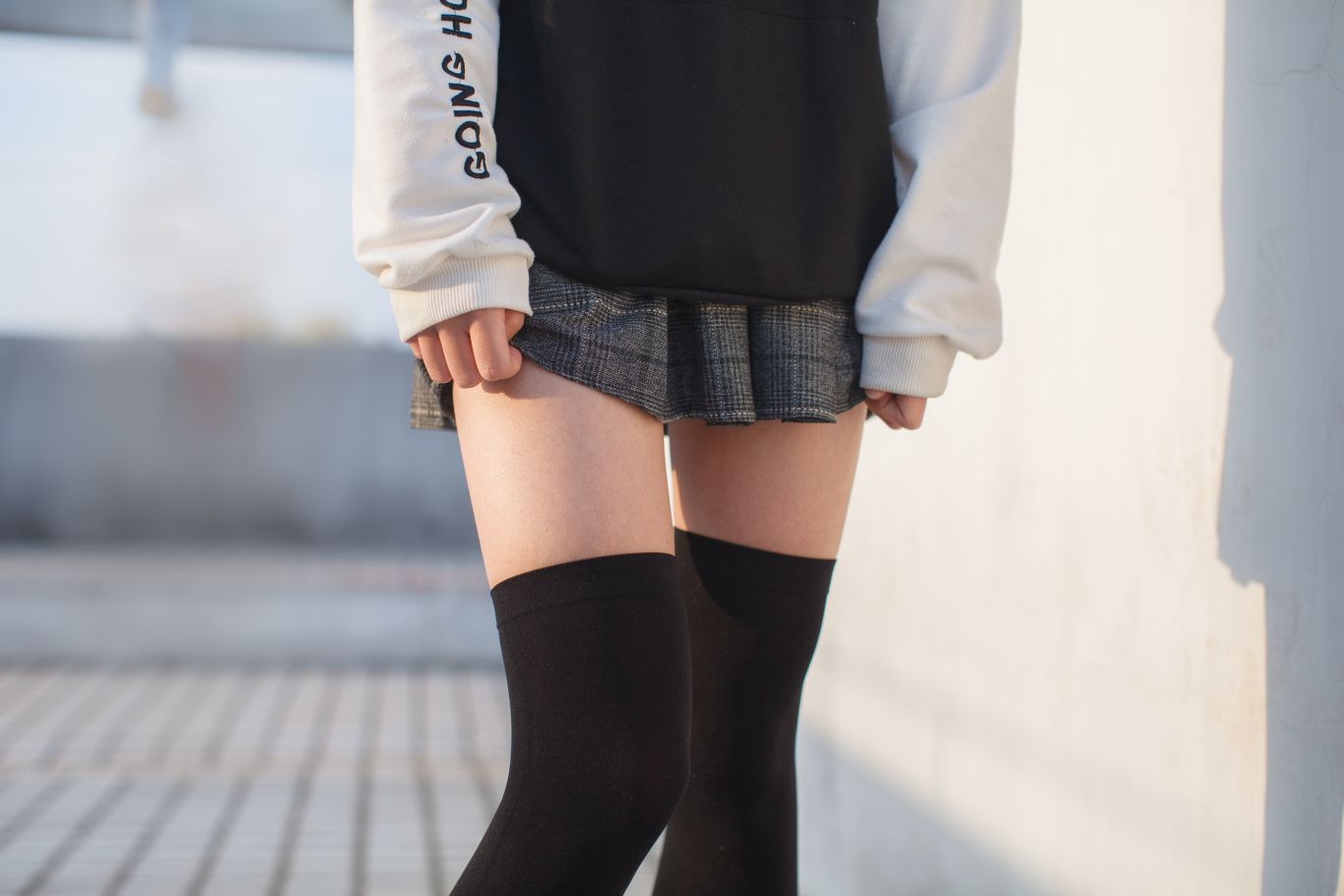 少女秩序写真-EXvol004-天台黑色过膝袜短裙47P-3475M-01-07