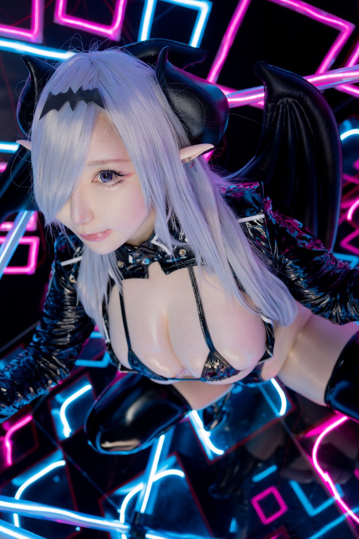 Cosplay-SAKUサク-See-through-Bunny-Succubus-Set04-05-02