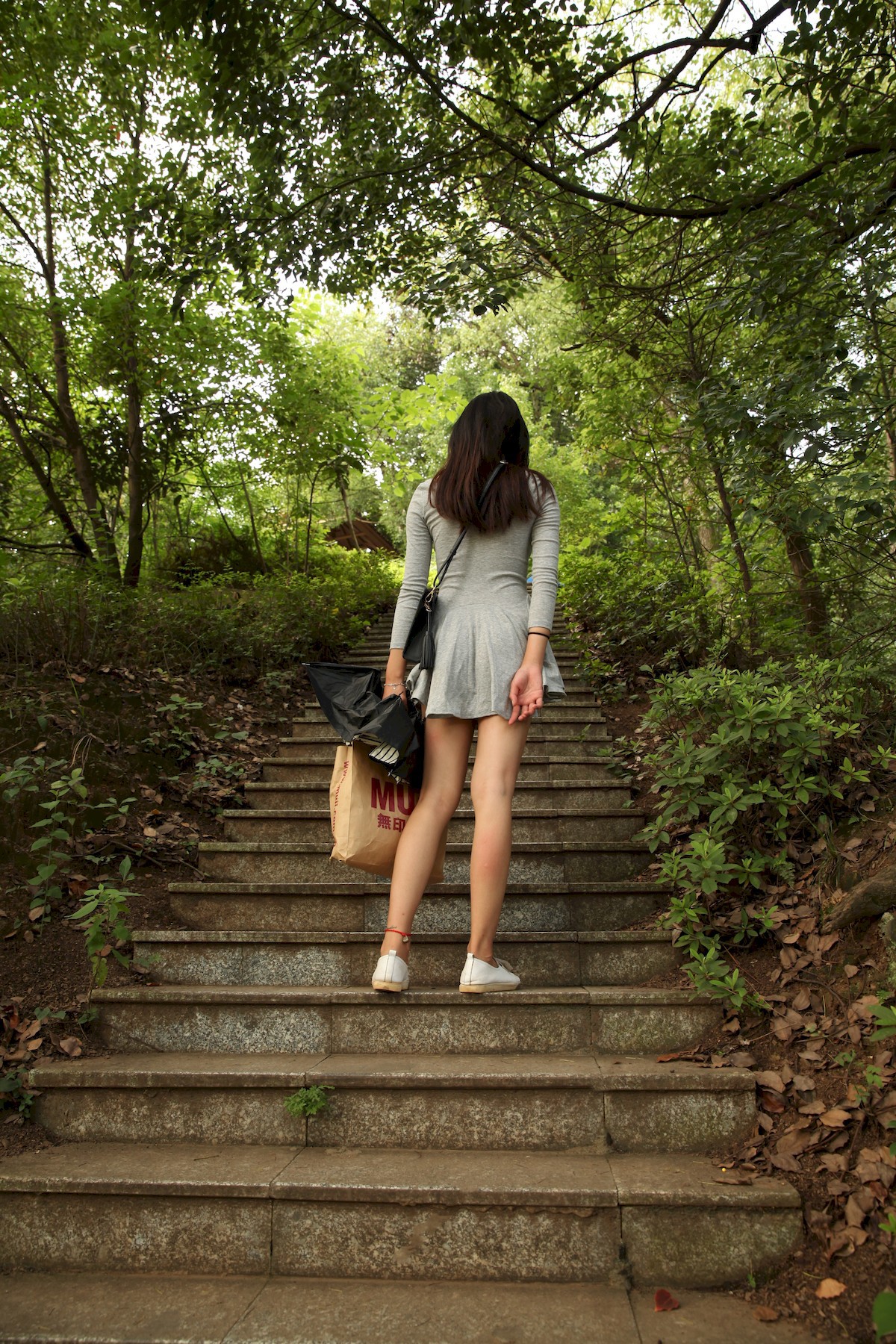 國模芳芳-大尺度私拍套圖-Vol02-04-21