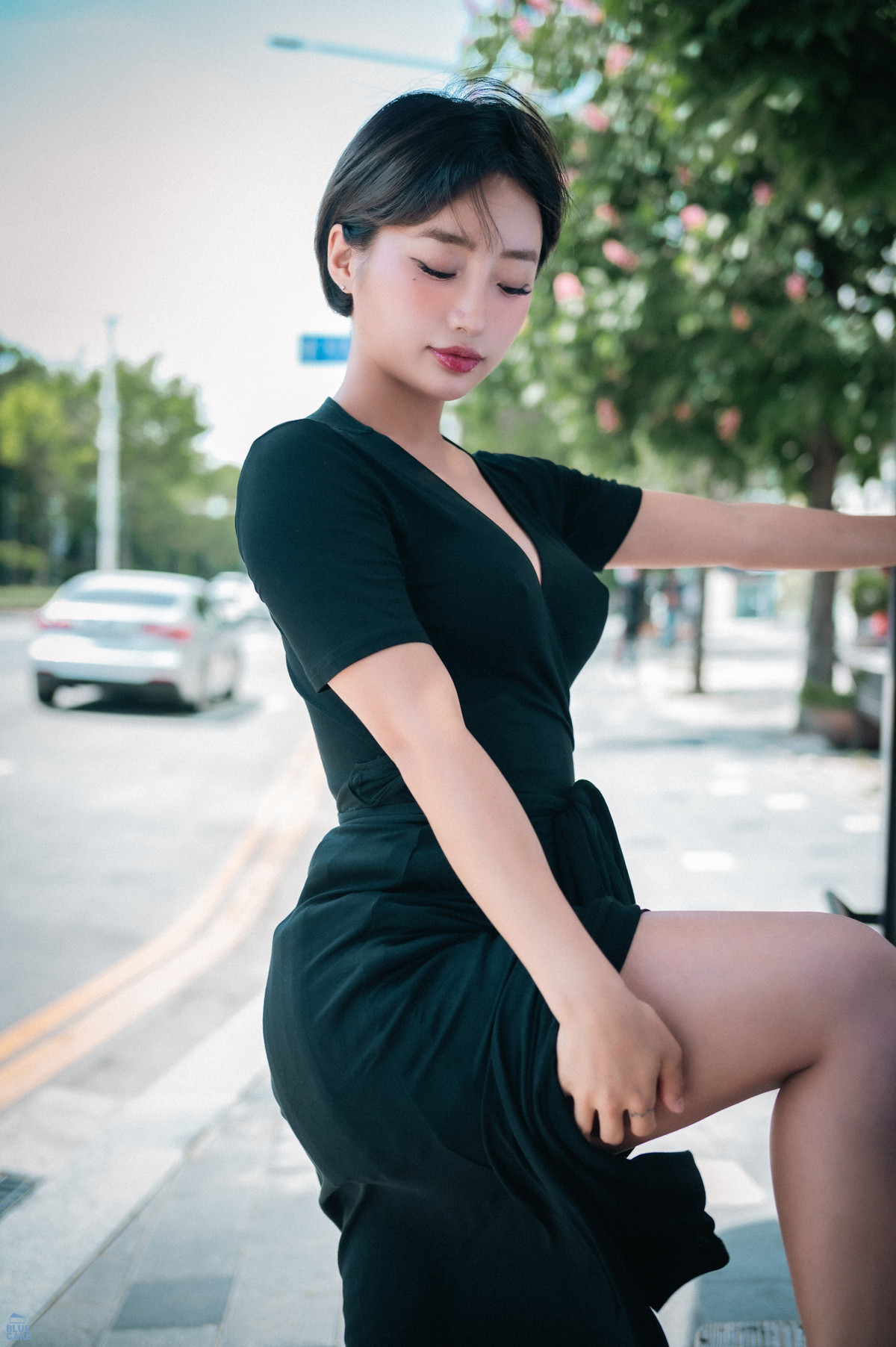 Booty-Queen-BLUECAKE-Walk-in-The-Park-Set02-11-19