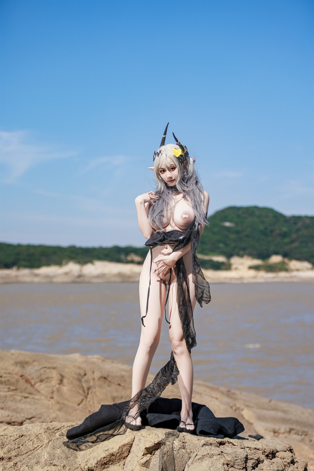Cosplay-阿雪雪-泥岩泳装-Mud-Rock-Swimsuit-09-11