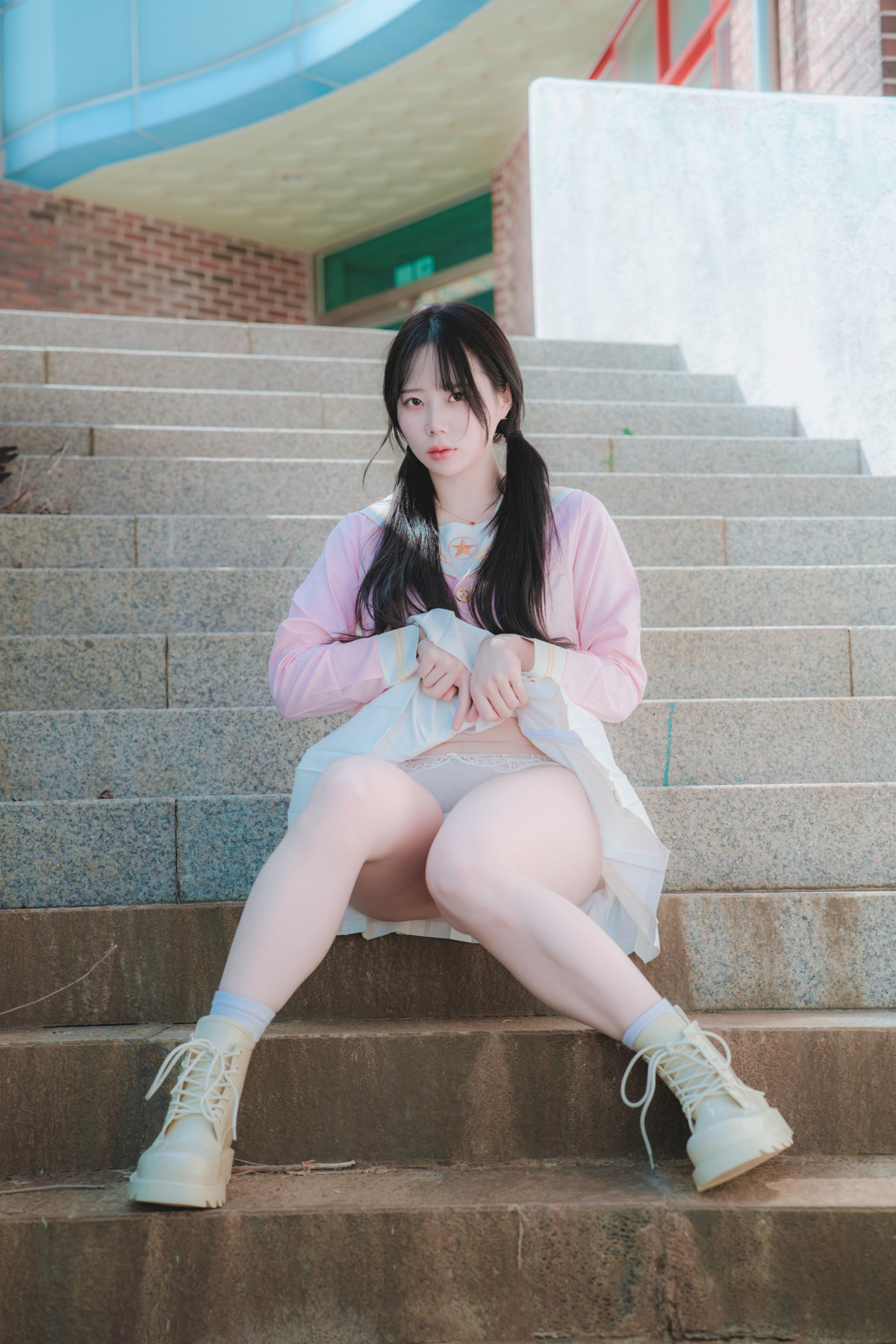 Myua-뮤아-Photobook-8220Pure8221-02-22