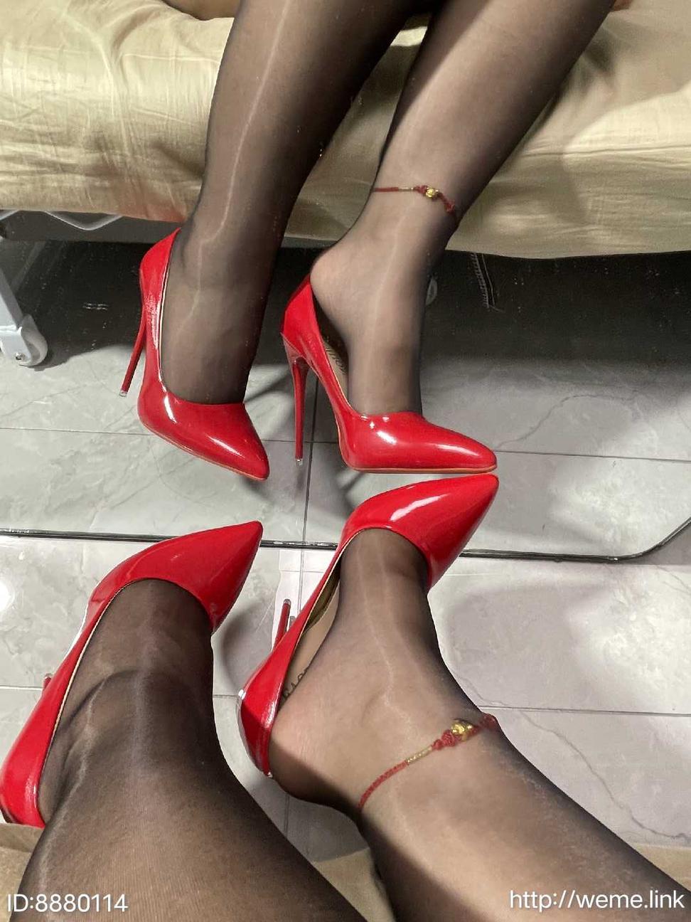 001桃沢樱呀--微密圈合集-2022-202302514P-101V-9573M-08-12