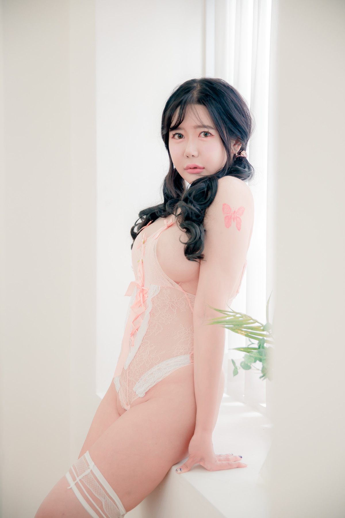 SUA-수아-JOApictures-SUA-x-JOA-20-NOVEMBER-Vol1-11-06