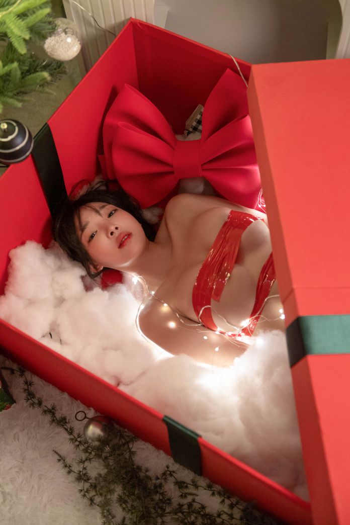 姜仁卿-IKOF-4-2023-Christmas-Digital-Photobook--PPV-Bunny-98P3V-428MB-02-19