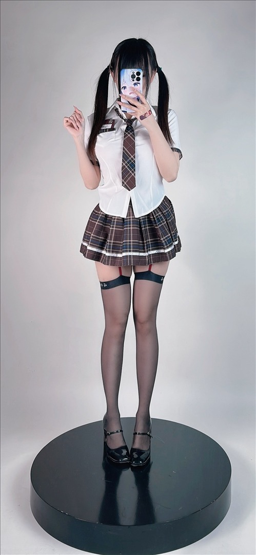 miko酱---23年05月合集297P-297P-53819-MB-20240811y-08-14-2