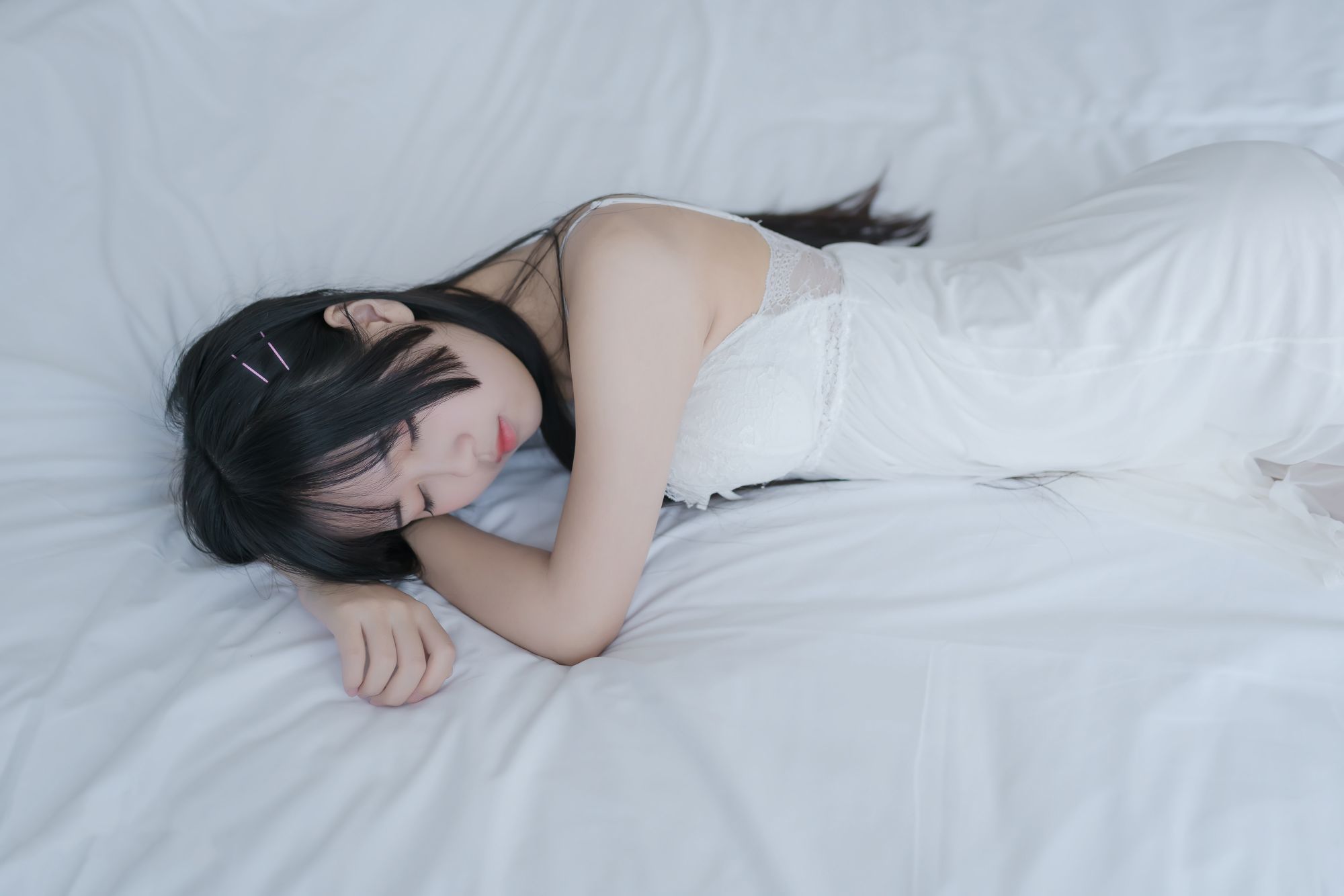 萌芽儿o0-白色私房-44P-159MB-03-18