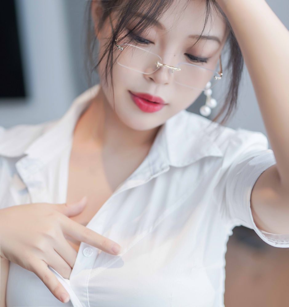 白烨-秘书的私人时间20-72P4V-227G-02-14