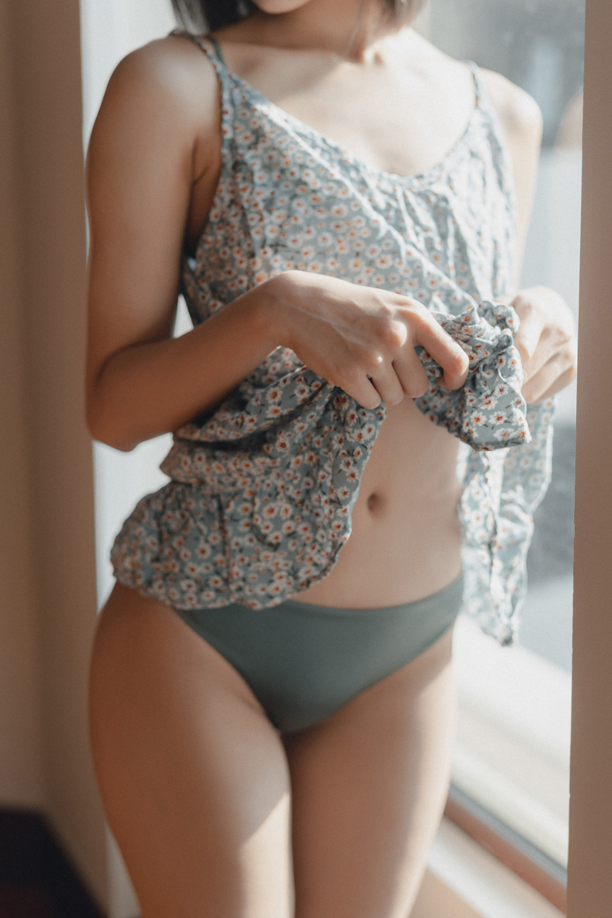 Tracia-DCP-snaps-Vol03-Photobook-Set01-10-18