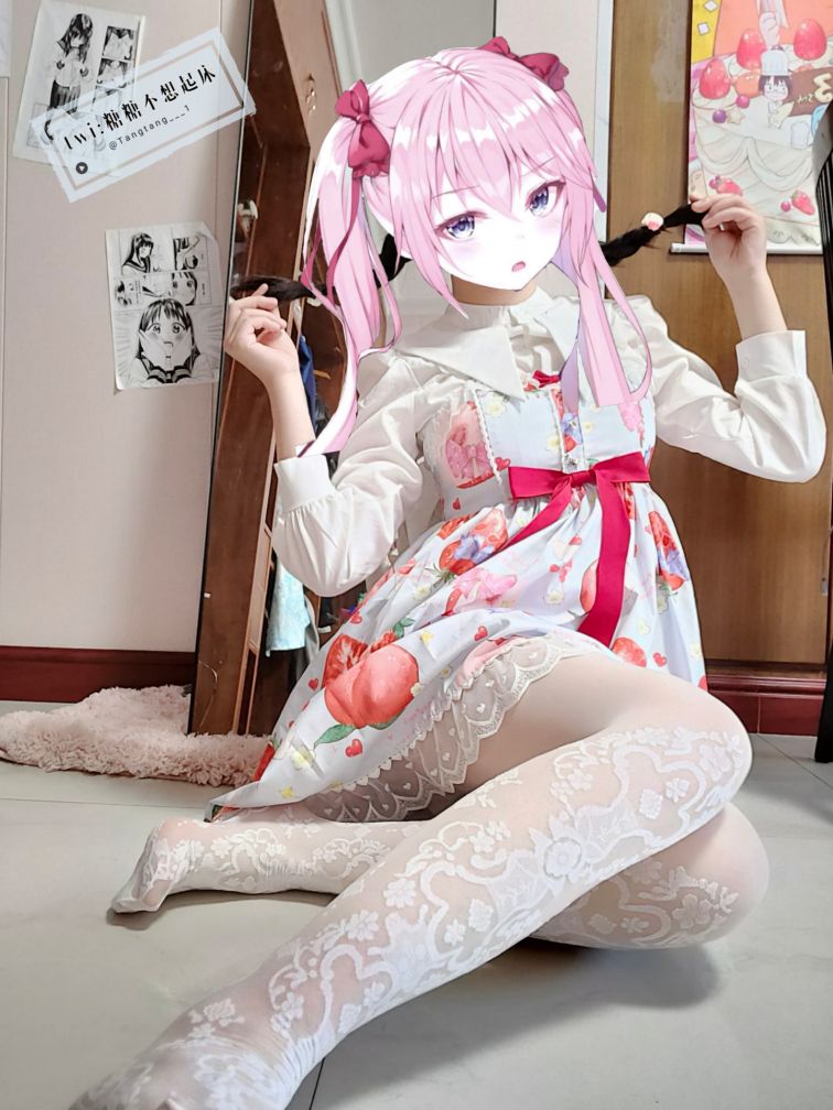 糖糖不想起床---草莓洛丽塔-06-24