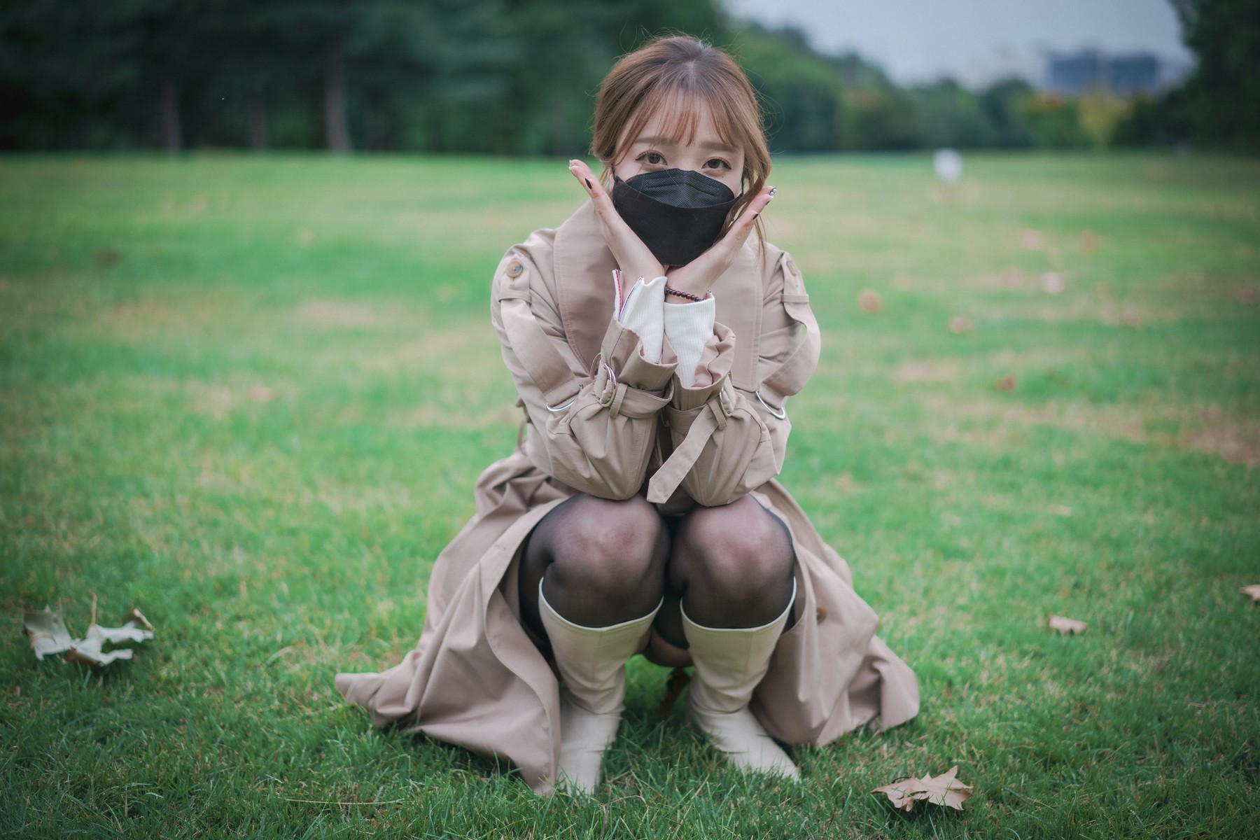 Son-Yeeun-손예은-LOOZY-A-Snap-of-Intimacy-Set02-04-03