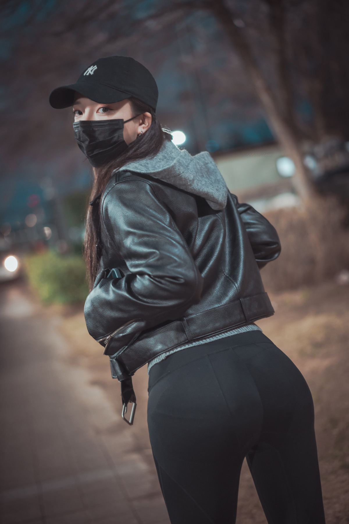 Son-Yeeun-손예은-DJAWA-Drive-My-Car-10-15