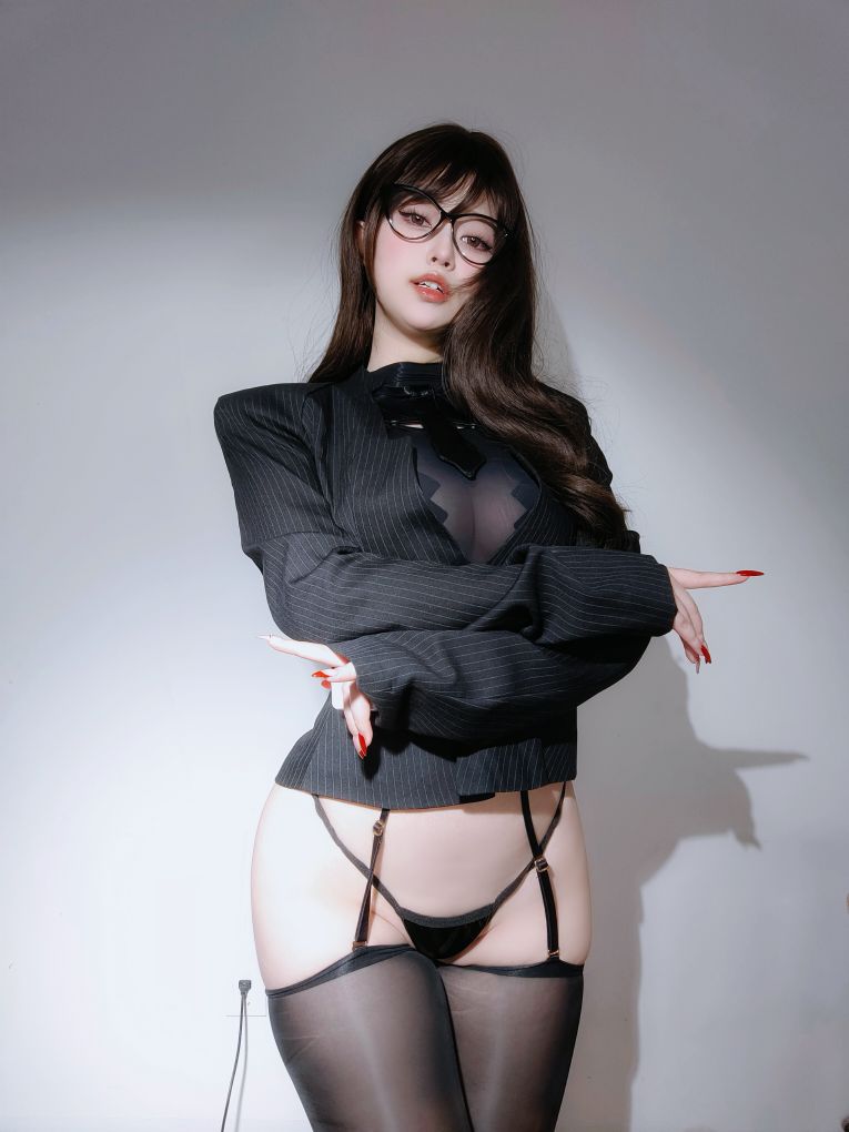 女主K-秘书の丝袜93P2V-03-26