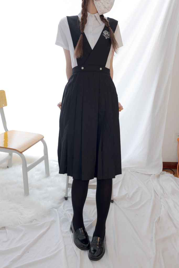 少女秩序---内部定制-NB02真爱无码版-119P2V-352GB-01-06