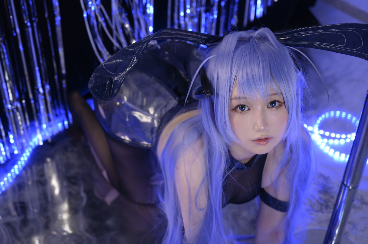 PAKI酱-花园兔女郎-25P3V-285MB-01-22