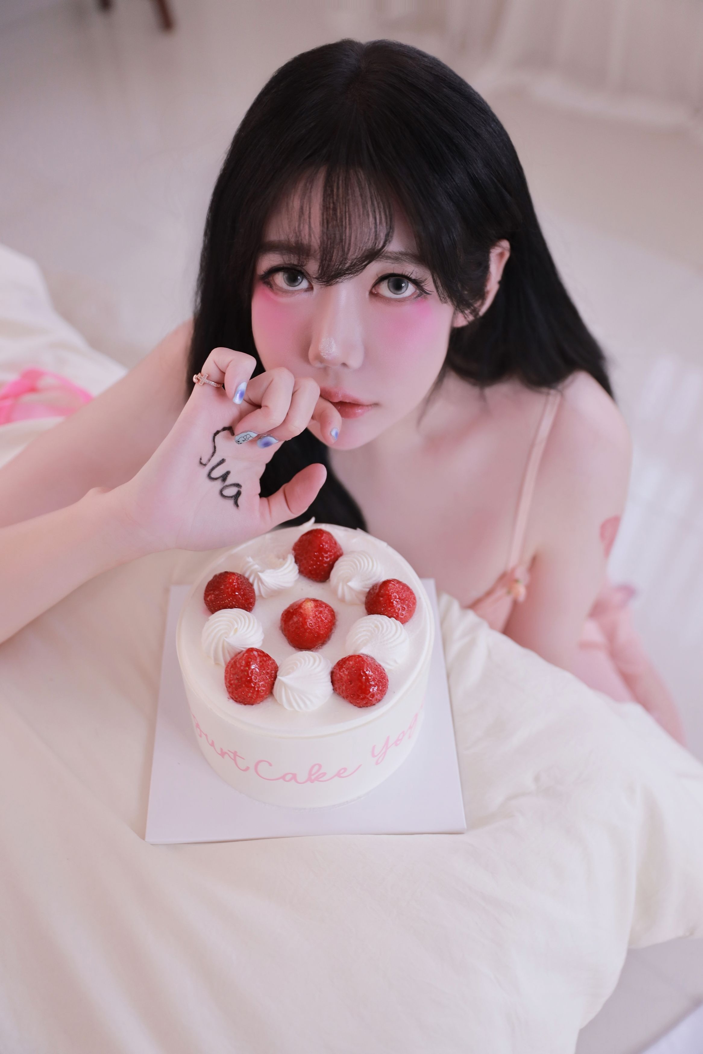 Jisu-a-안지수--Birthday-100P-08-19