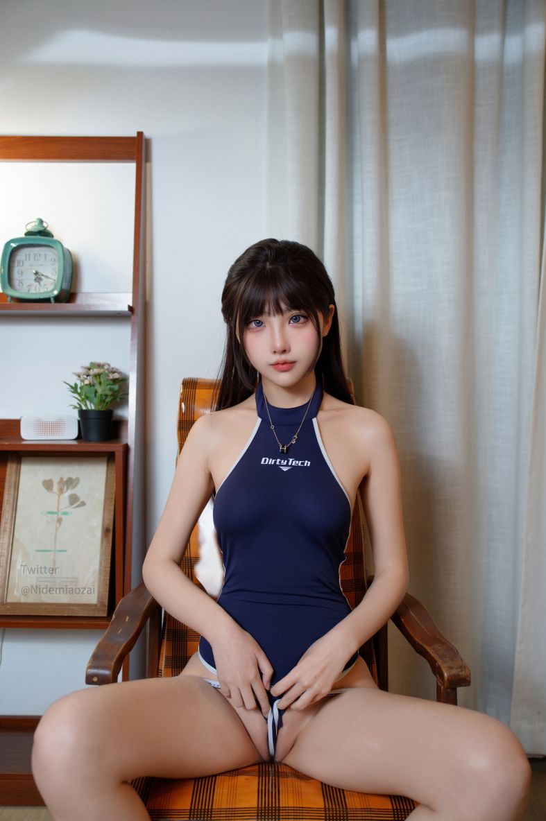 CatDemon喵崽你的喵崽--水泳部の新人メンバー水着ヌード-110P-204G-03-21