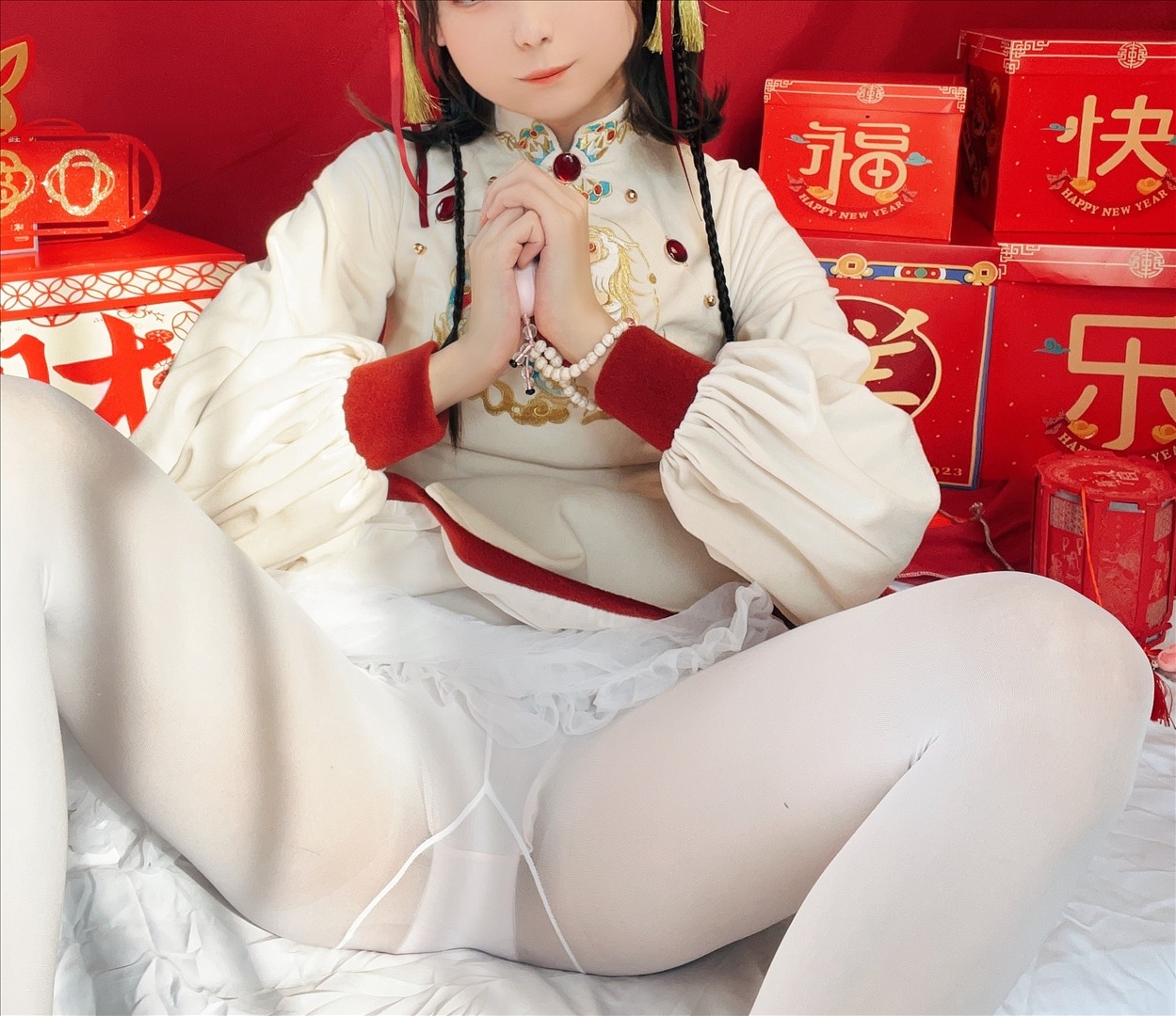 白丝奶糖酱---新年女仆-108P-108P-38759-MB-20240824j-08-25