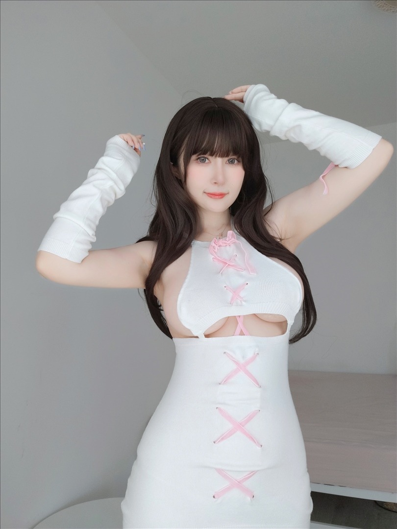 白银81---23年09月Fantia订阅-24套-214P12V-61203-MB-20240901m-09-02