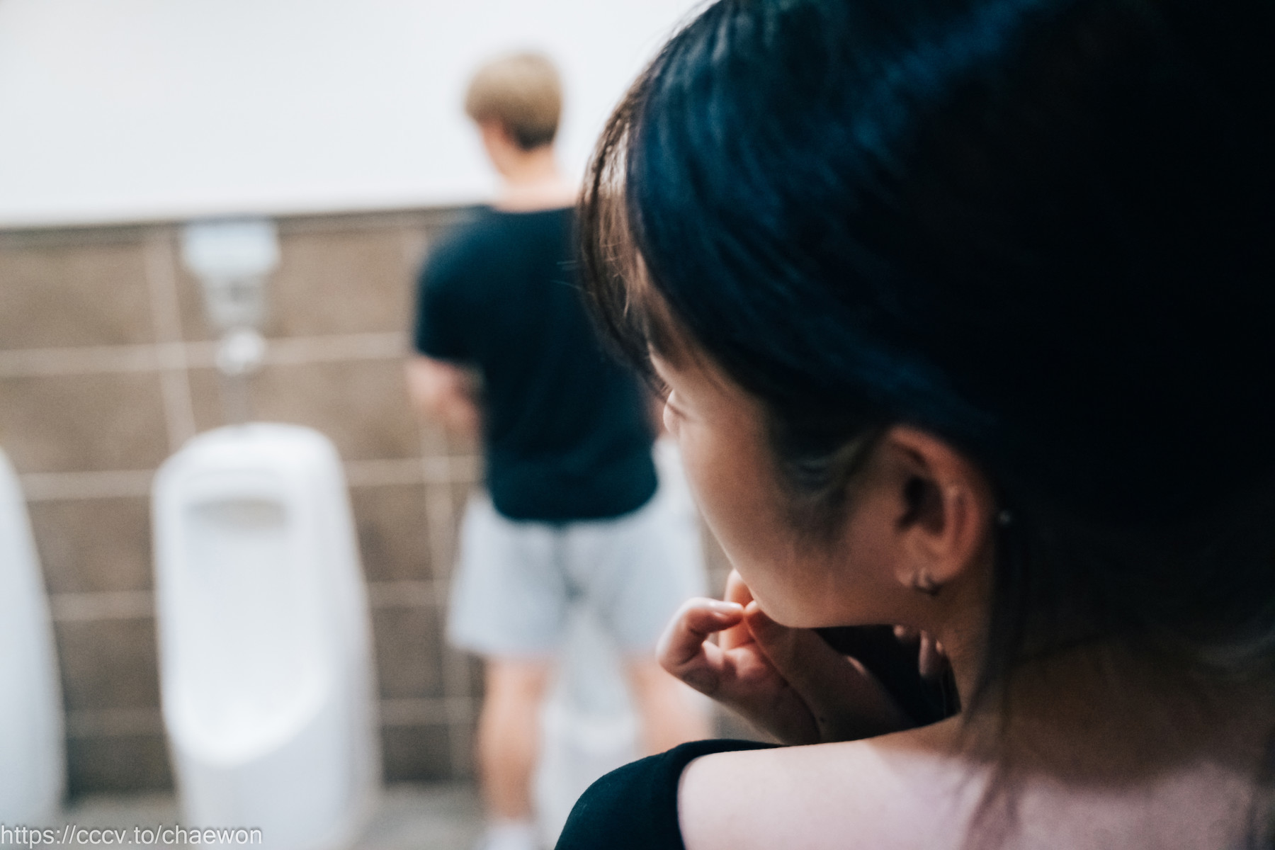 Sonson-손손-Loozy-Public-Toilet-Set02-11-01