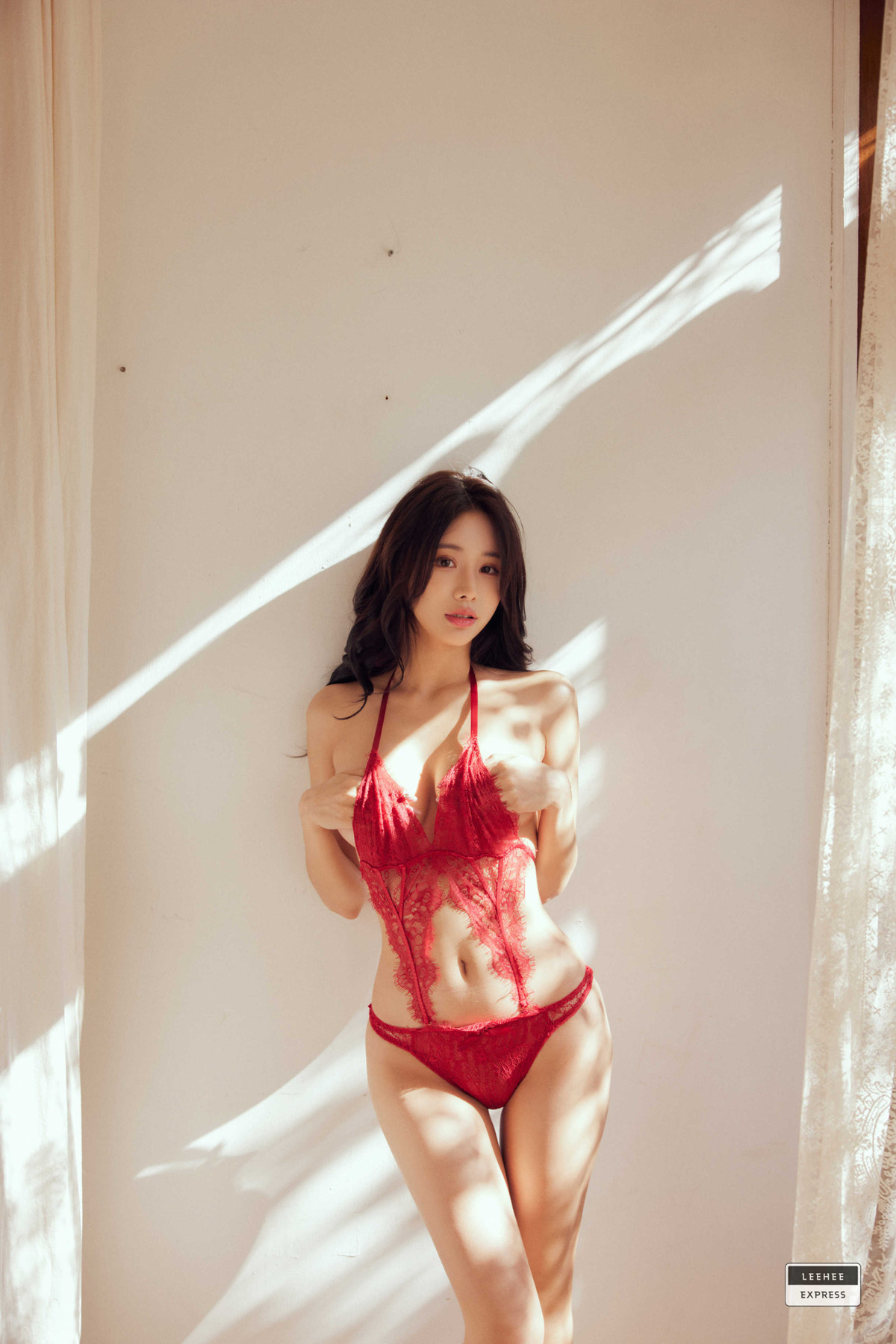 YeonYu-연유-LEEHEE-EXPRESS-LEDG-227A-Set02-10-07