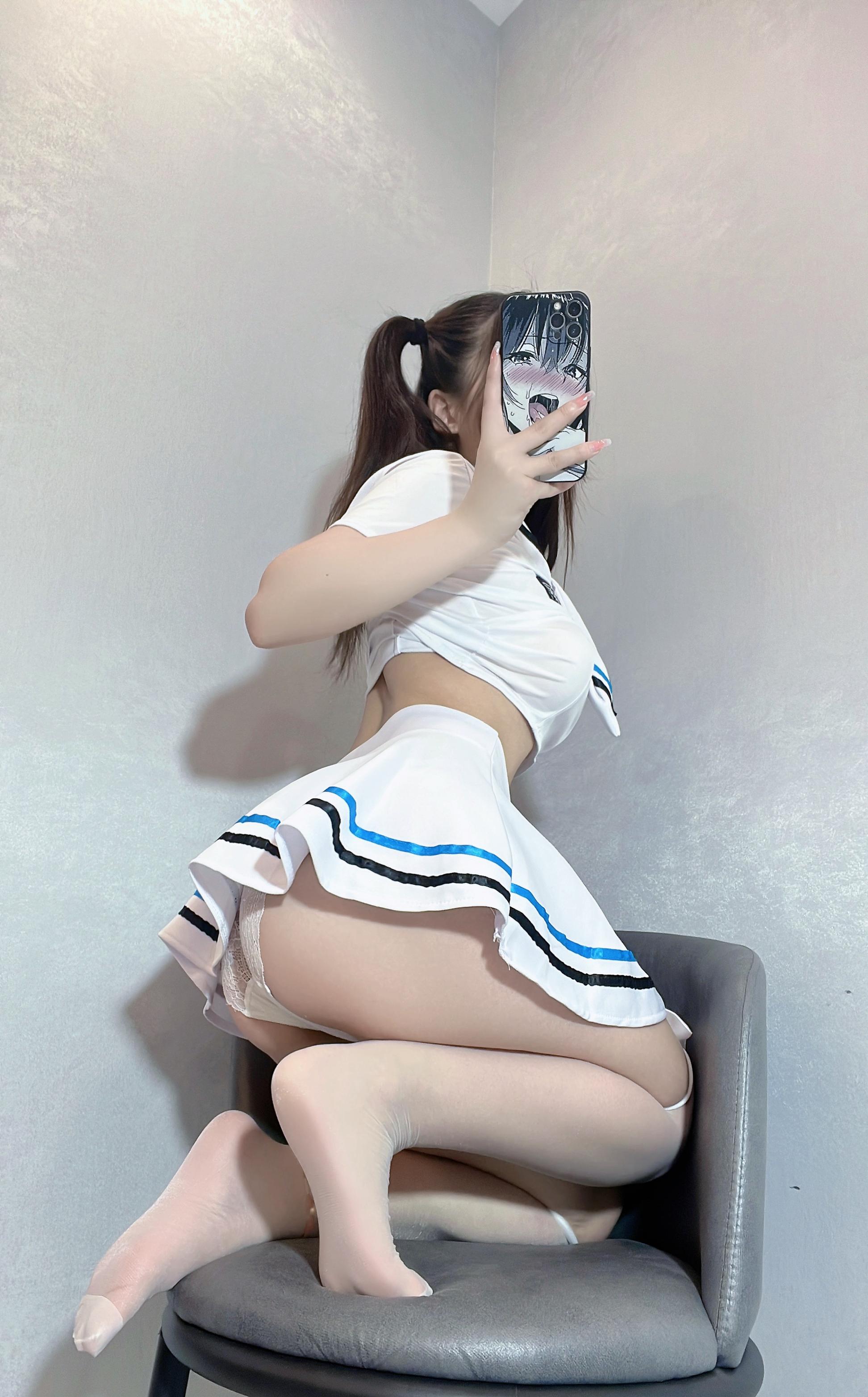 007桃沢樱呀---微密圈-20220612-性感辣妹-25P2V-122M-08-12