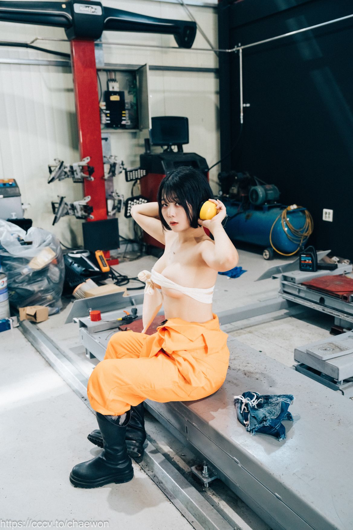 Loozy-Zia-지아---Garage-Girl-02-22