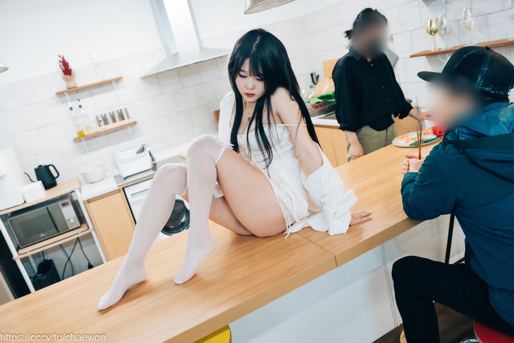 Loozy-Zia-지아---Nyotaimori-02-22