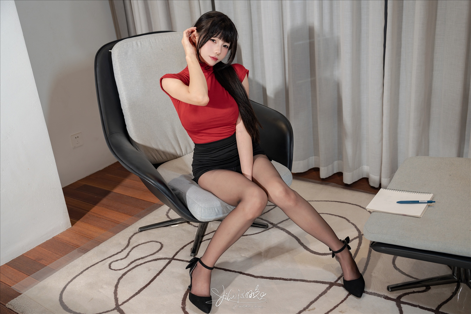 咬一口兔娘---24年8月月票专属特典心灵疗愈师野狼Disco-44P1V-44P-1V-42275-MB-20240904l-09-06