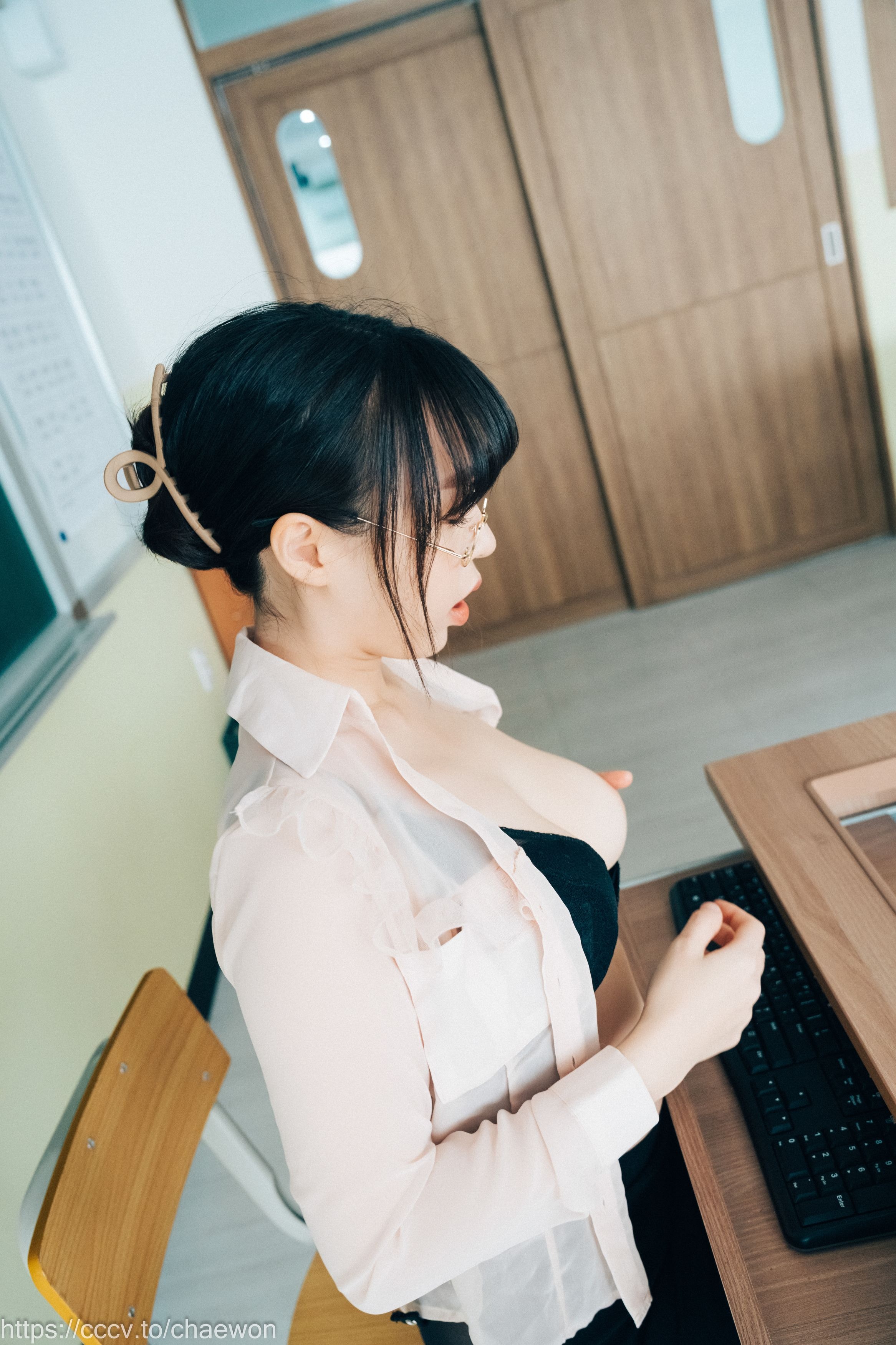 Loozy-Mozzi-모찌--Remedial-Class-Original-Version-205P-09-01