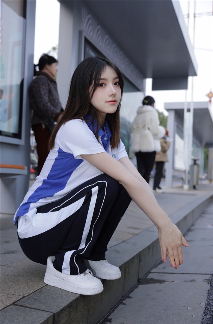 豆瓣酱---公交车-85P-85P-153-GB-20240811e-08-14