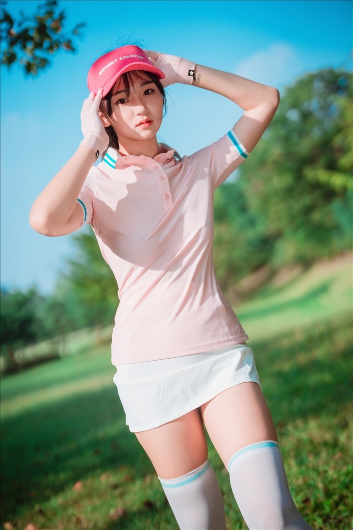 DJAWA-Photo---HENDOONG-혠둥이---On-Green-101P118GB-20240814b-08-14