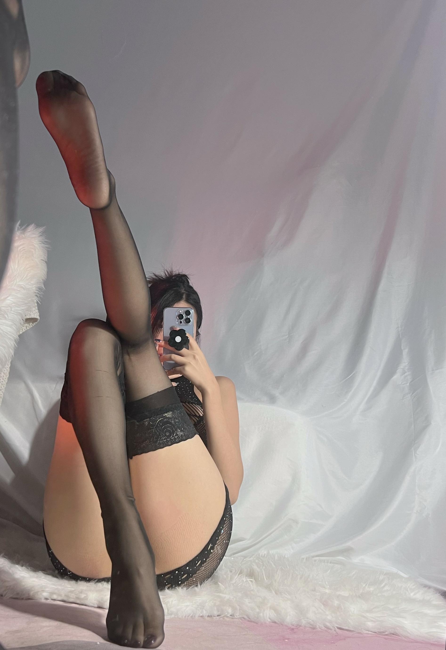 022纪念小小v5--微密圈系列-淑女既视19P90MB-08-29