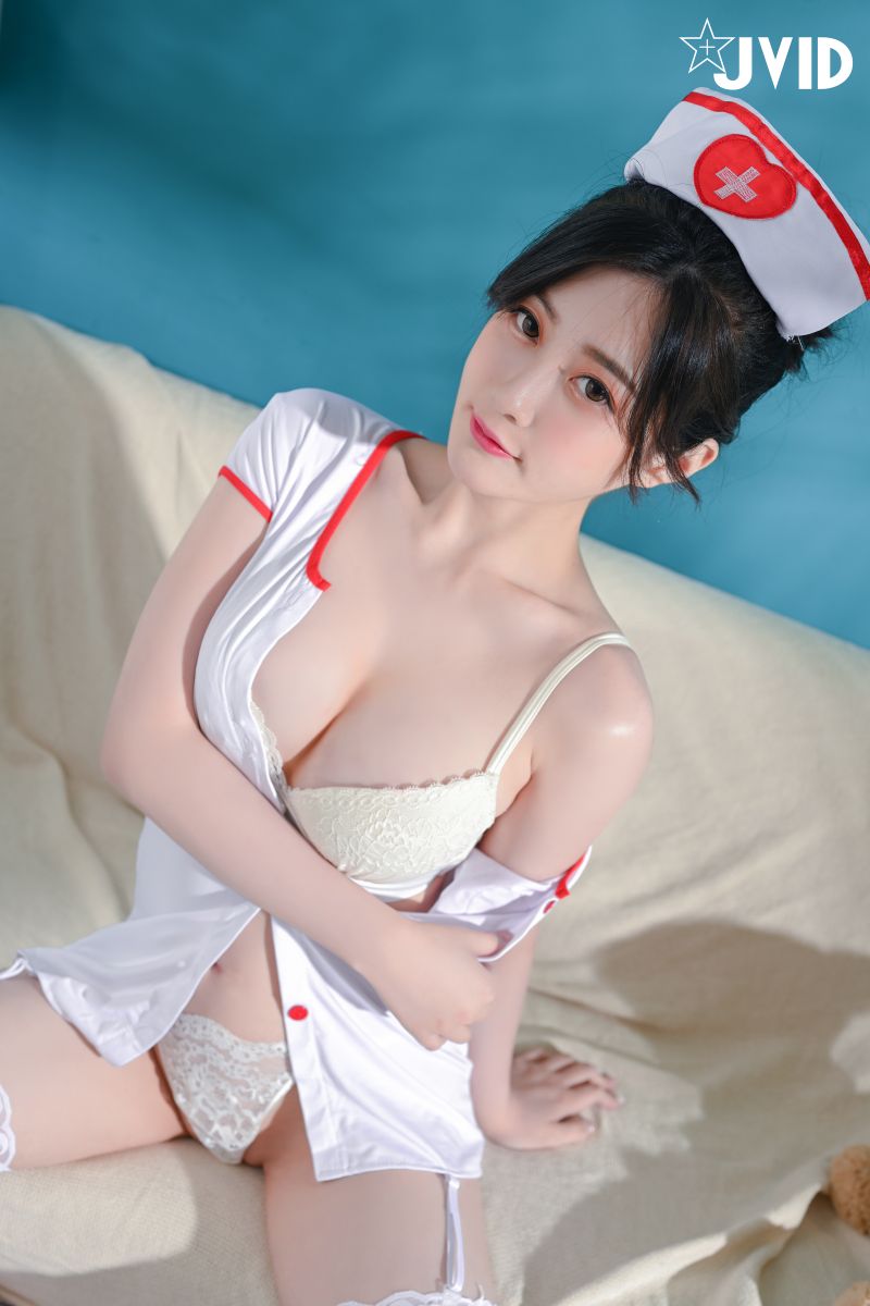 JVID精品-璃奈酱-极品女神-情趣护士-大尺度写真-02-27