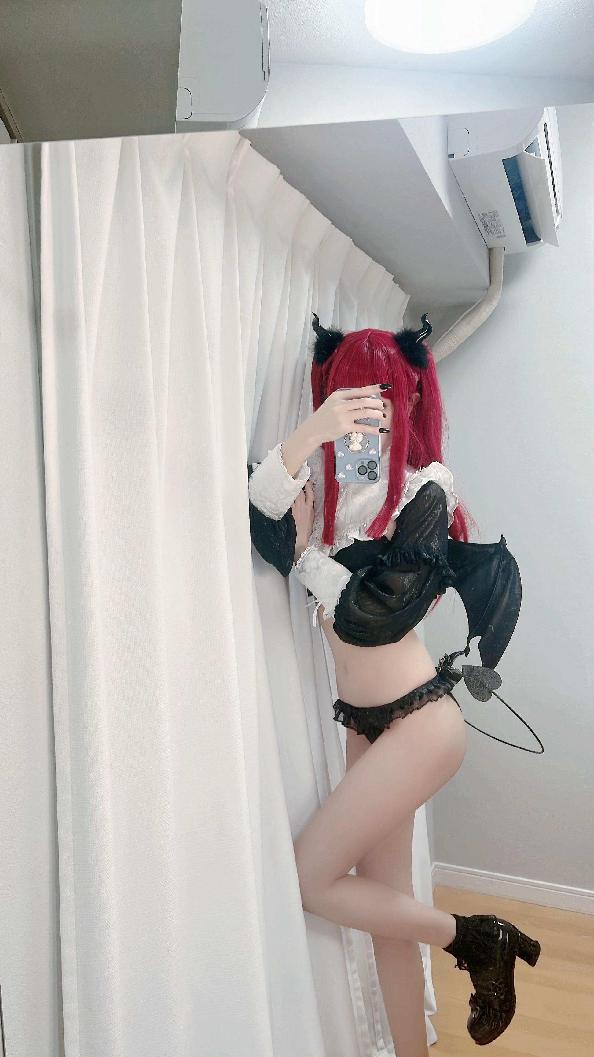 029-千阳快起床---利兹的背后-4P-982-MB-08-27