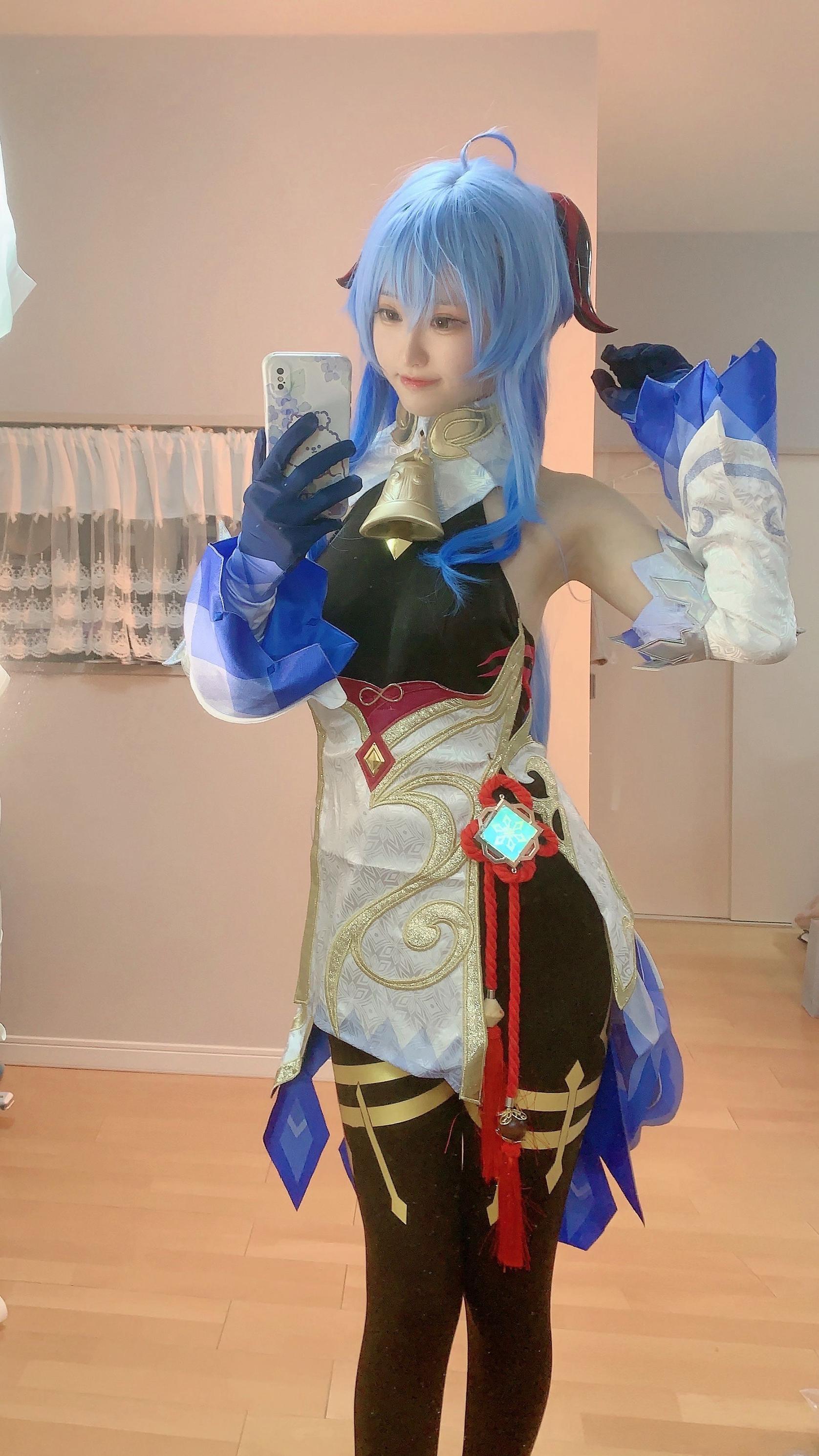 018-千阳快起床---甘雨对镜拍-13P-3869-MB-08-27