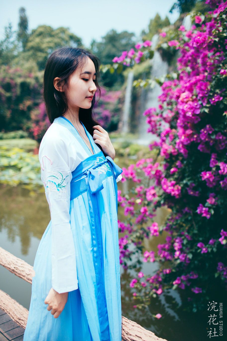 浣花社极品嫩模-毛心怡-大尺度写真-54P-69MB-05-03