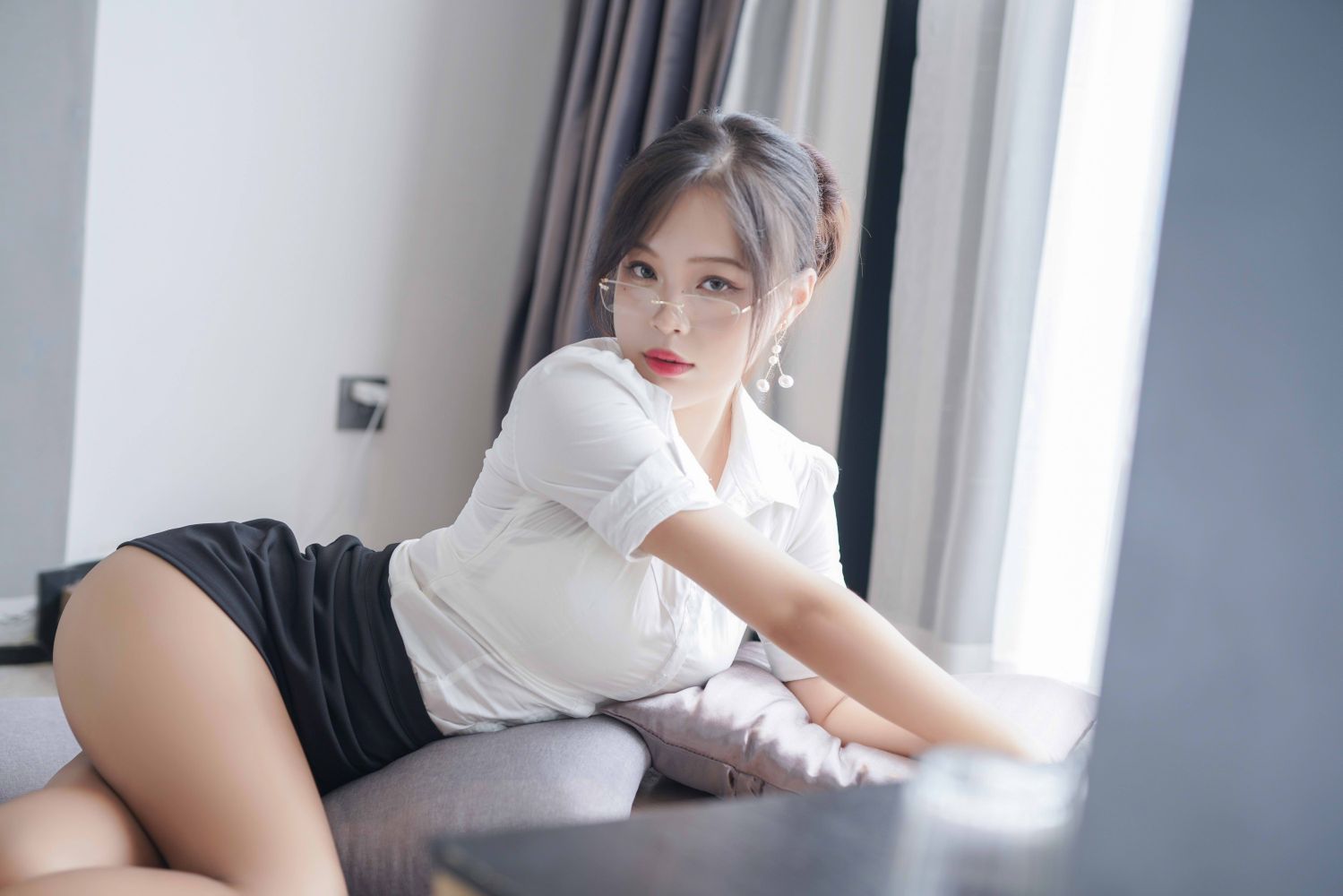 白烨-秘书的私人时间20-72P4V-227G-02-14