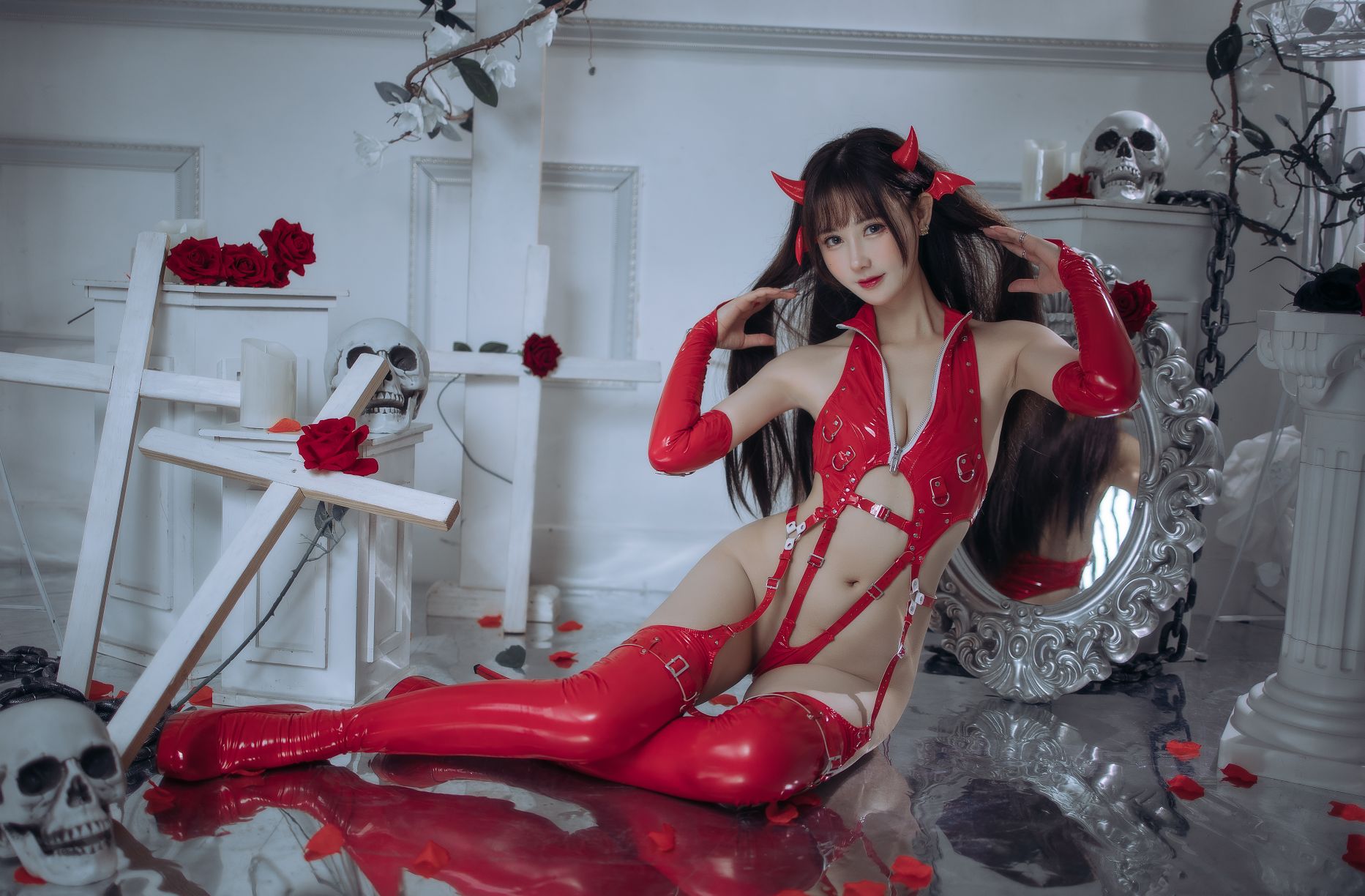 羽生三未---红色胶衣小恶魔65P3V-102GB-04-20