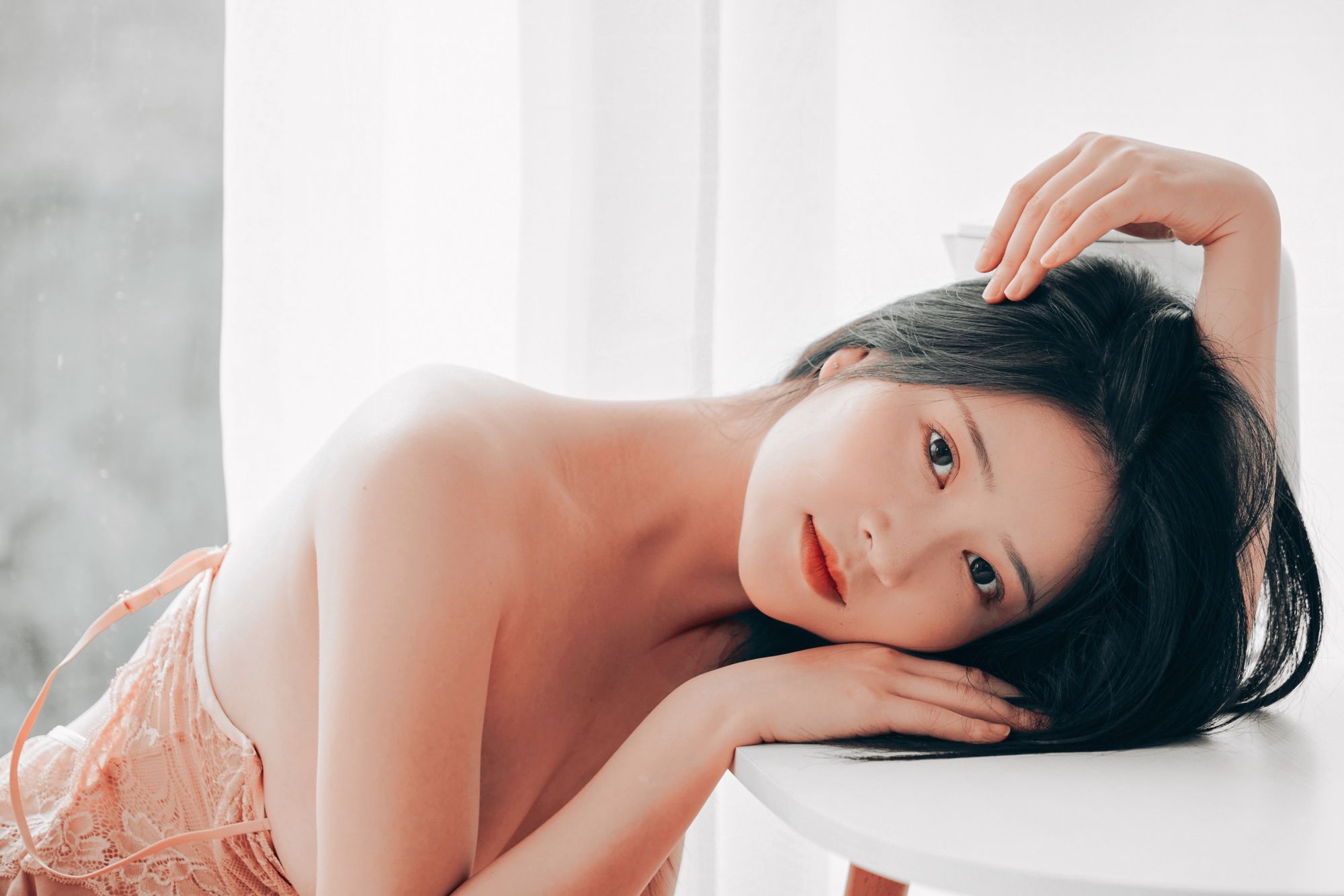 年年---暧昧40P-1181M-01-23