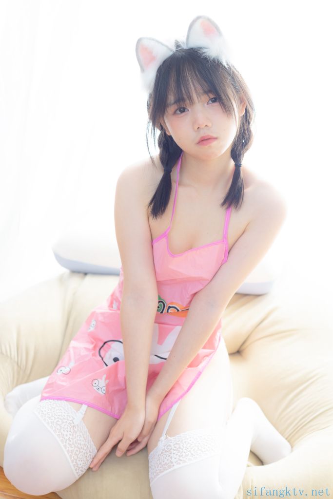 少女秩序---小鱼---粉色肚兜-92P1V-199G-01-12