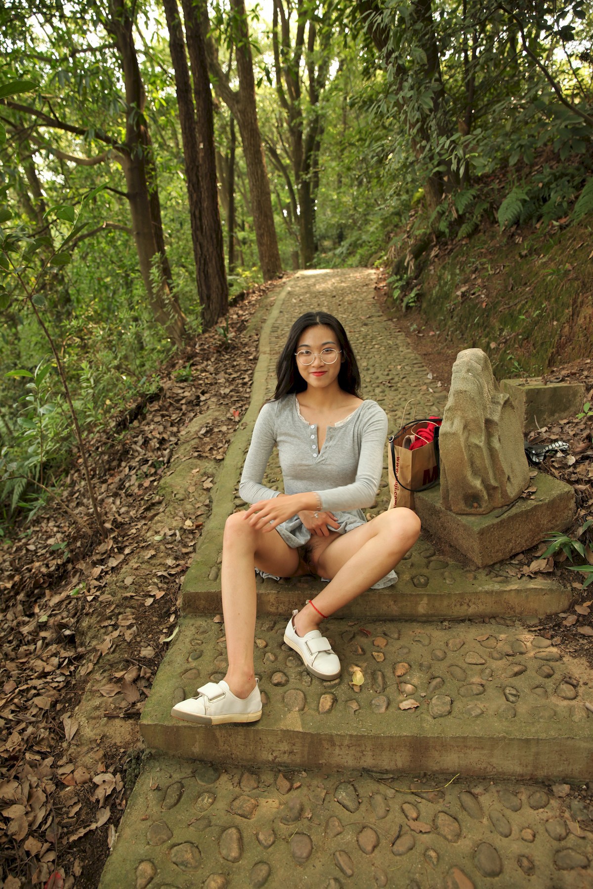 國模芳芳-大尺度私拍套圖-Vol02-04-21