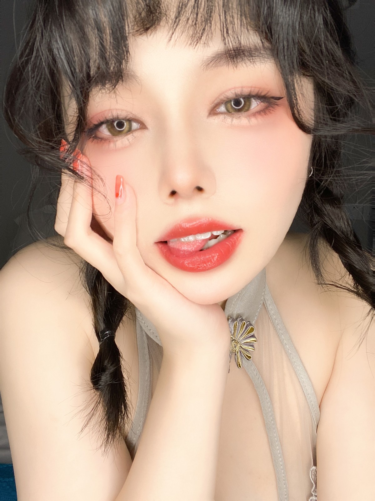 Cosplay-七月喵子-透明灰撕袜-08-19