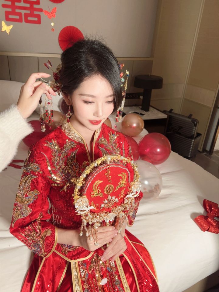 抖娘-利世---伴郎团轮新娘-55P2V-808MB-04-16