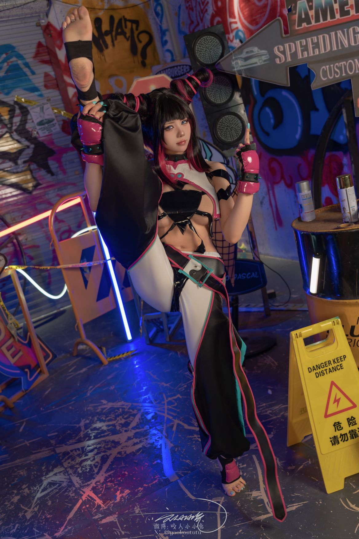 咬人小小兔-黏黏团子兔---五月作品街霸-韩蛛俐-81P1V-139GB-06-16