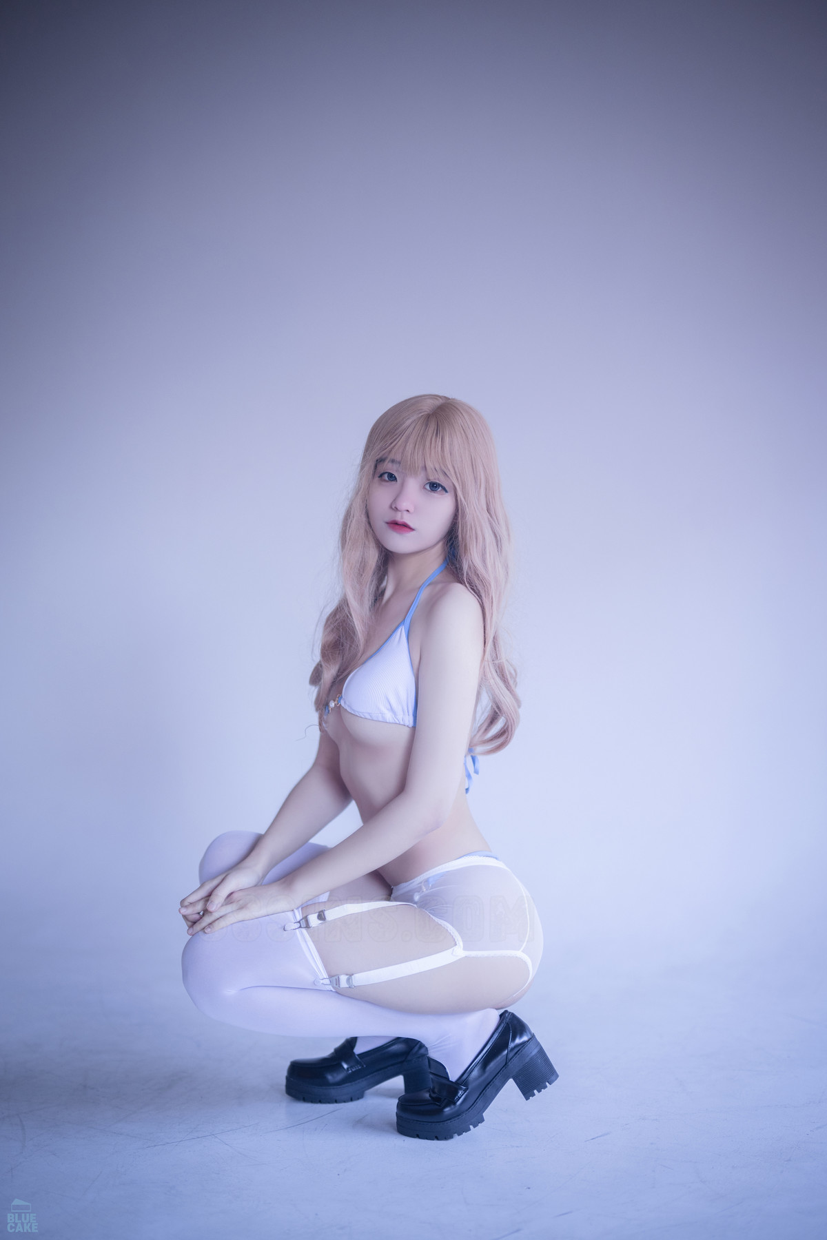 Jeong-Jenny-정제니-BLUECAKE-BLUISH-Set03-09-14