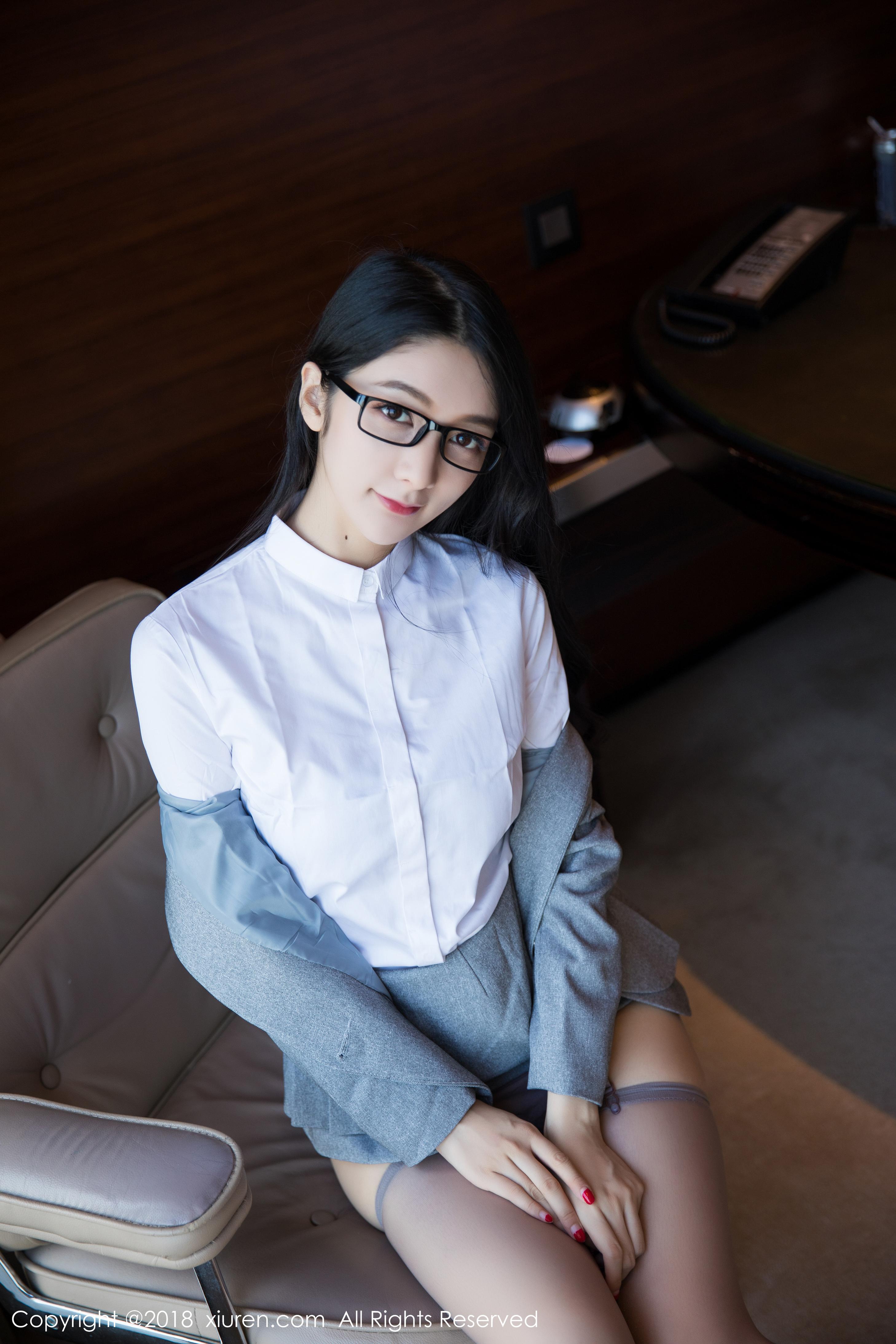 092-XiuRen秀人网-20180921-NO1167-Angela小热巴-59P-26572-MB-08-24