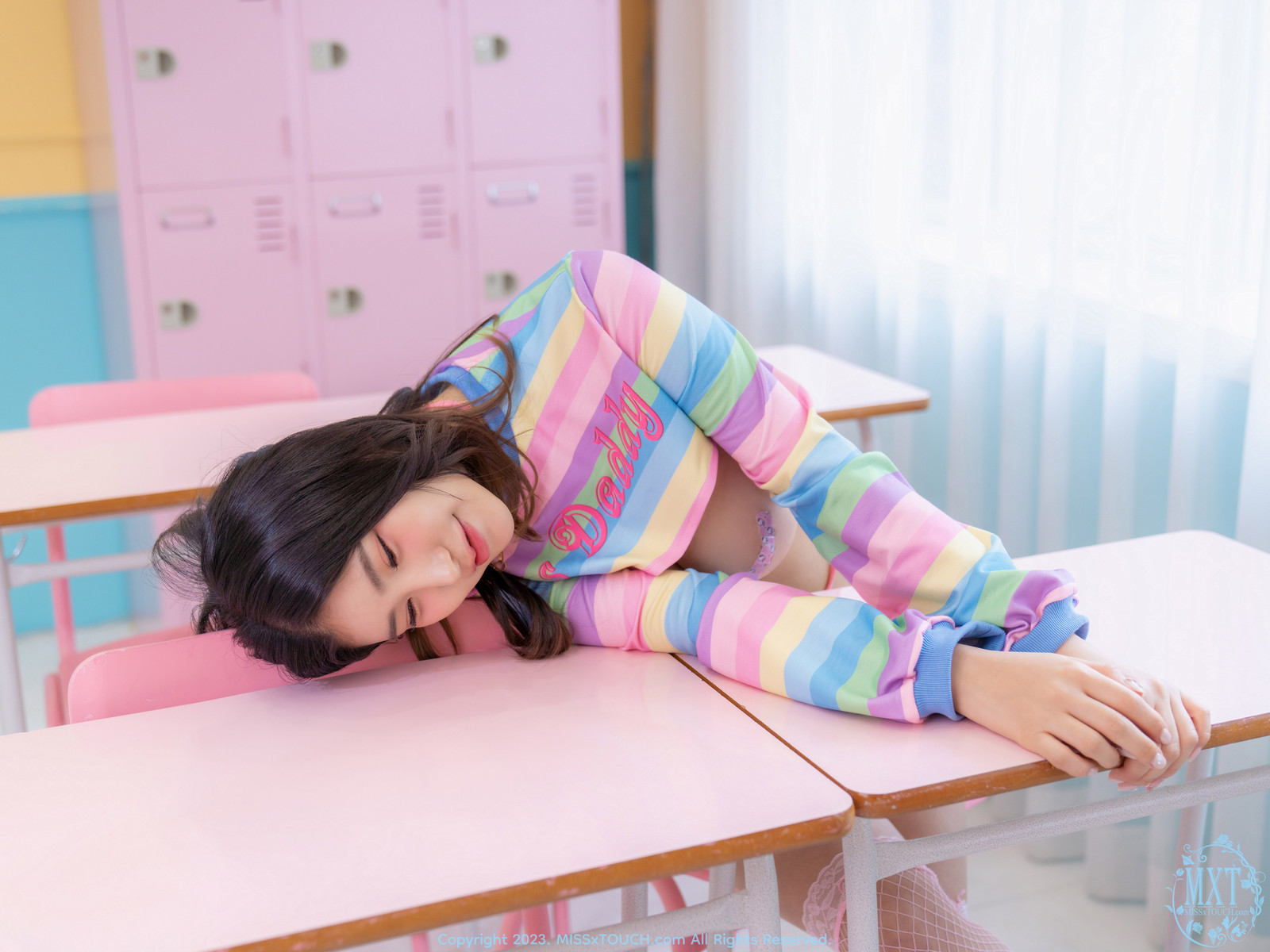 Sua-촉촉수아-MISS-TOUCH-Moist-Water-01-20