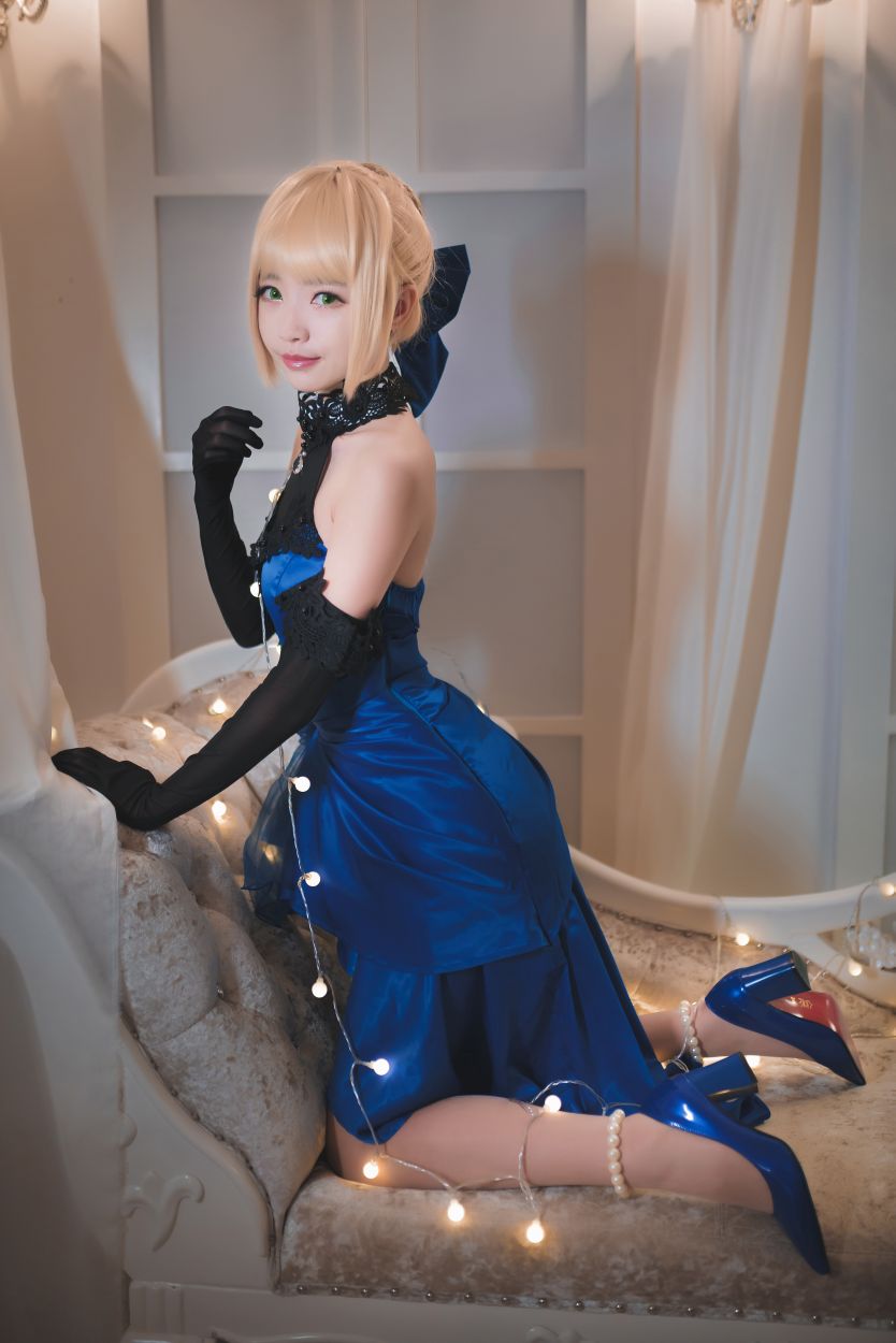 大大卷卷小卷-参见女王陛下-40P-286MB-05-21