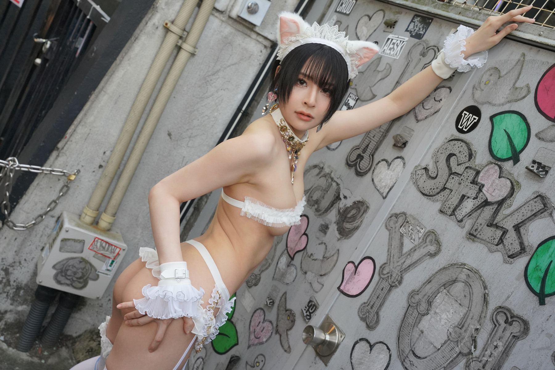 ORIN-Photobook-8216Wild-Nights-Vol018217-Set01-01-19